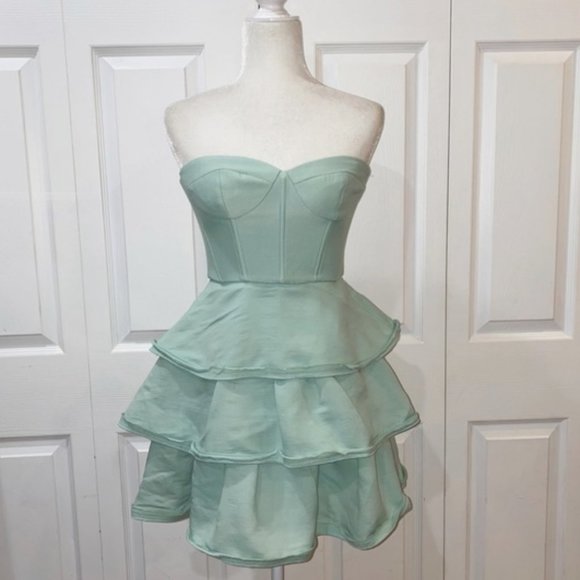 BCBG | Jacklyn Tiered Ruffle Strapless Green Opaline Dress NWT - Picture 3 of 16